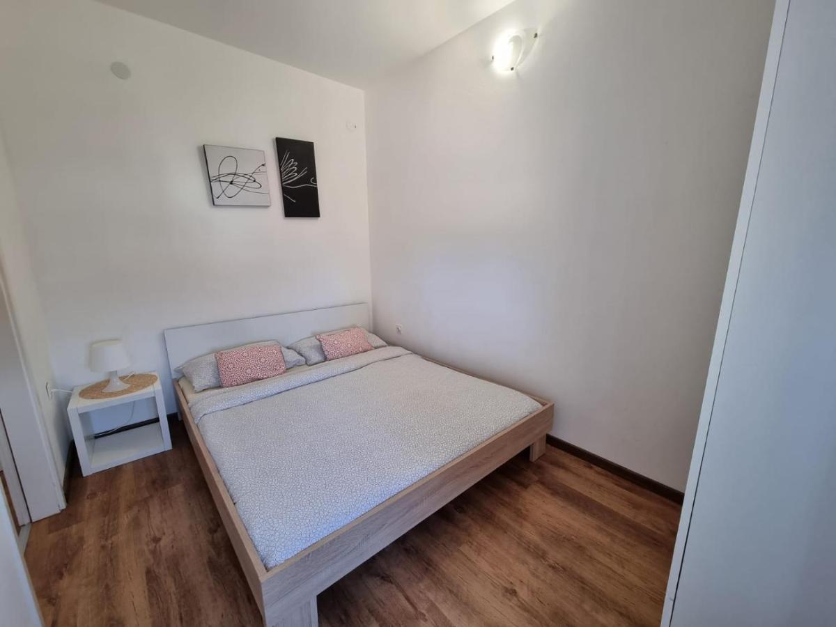 Apartments Luigi Umag Luaran gambar
