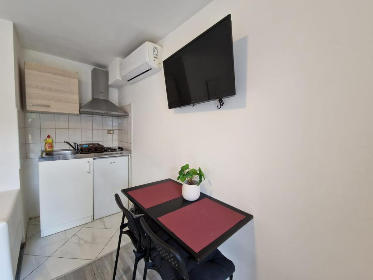 Apartments Luigi Umag Luaran gambar